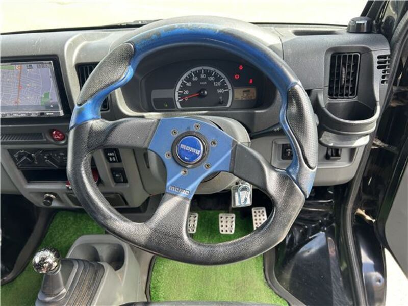 MINICAB TRUCK