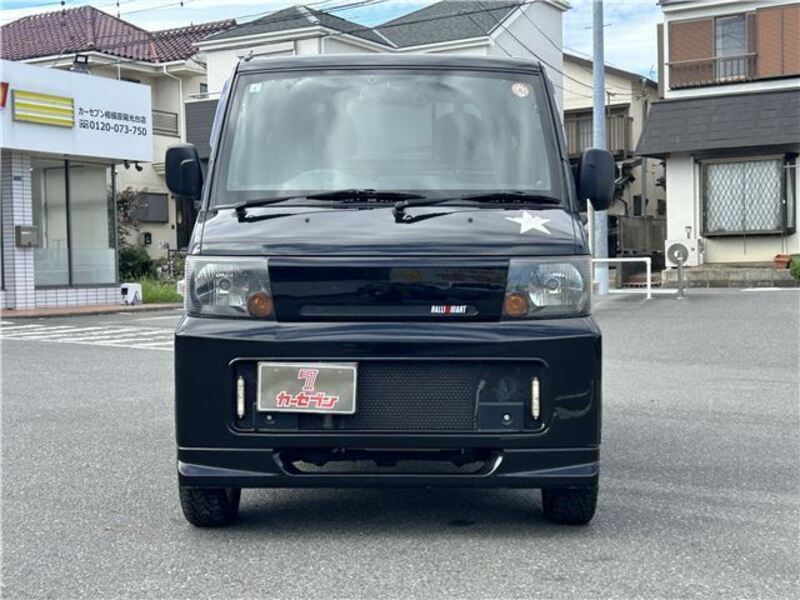 MINICAB TRUCK