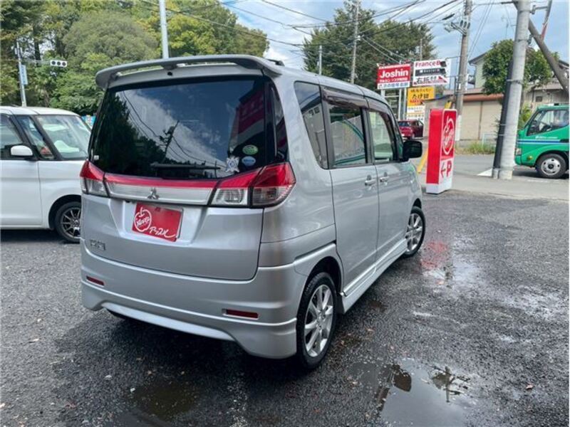 DELICA D2
