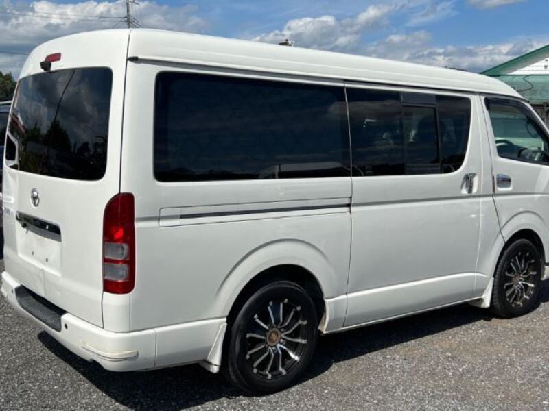 HIACE