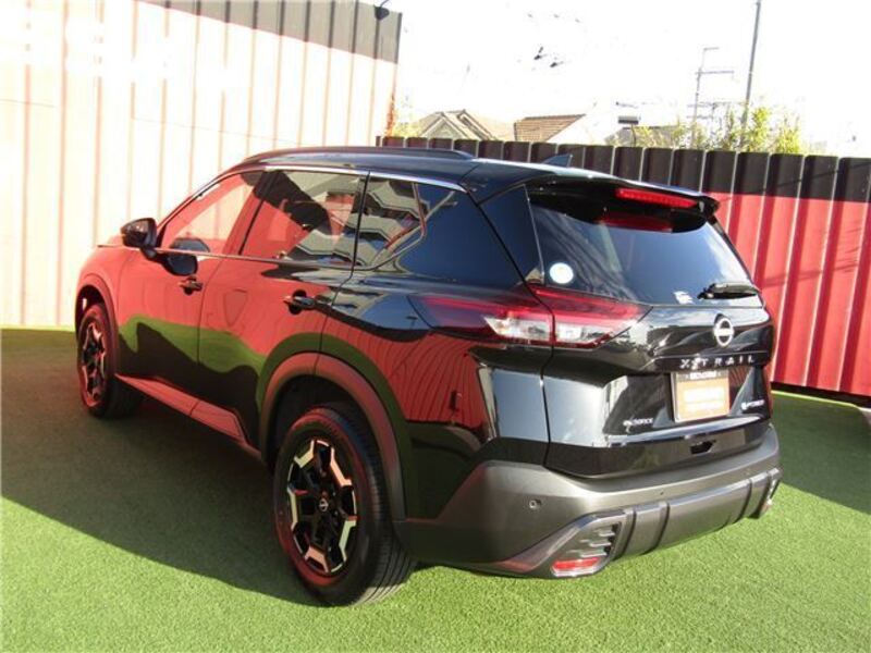 X-TRAIL