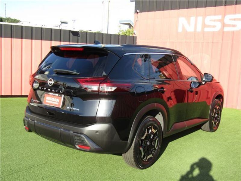 X-TRAIL