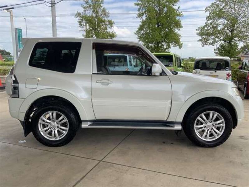PAJERO