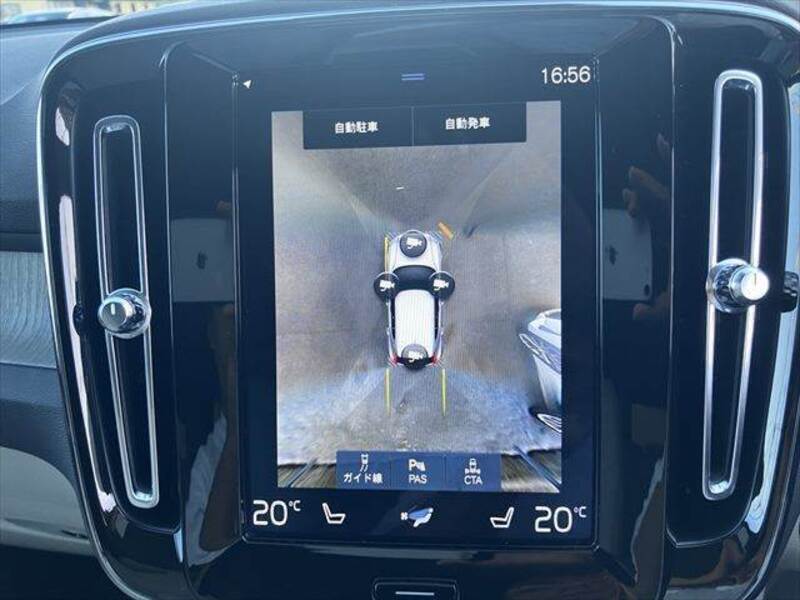 XC40