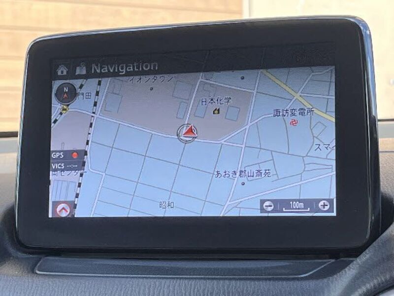 MAZDA2
