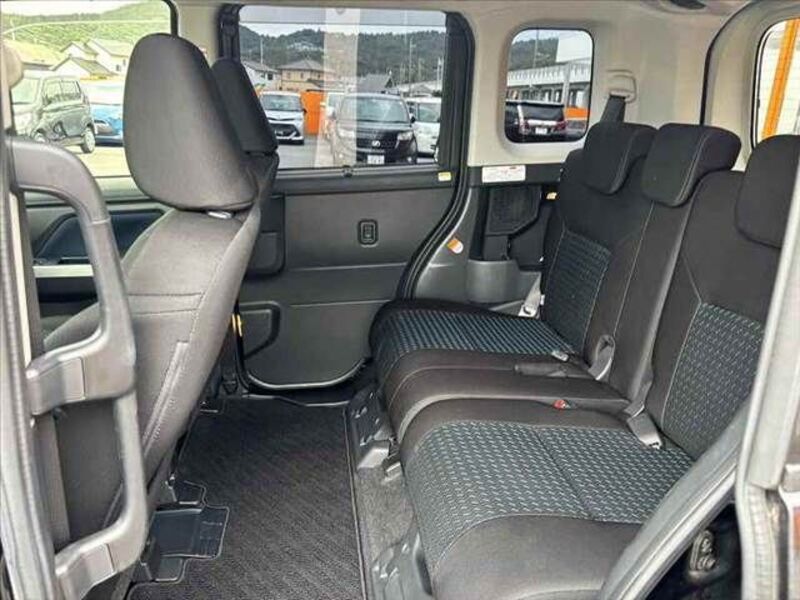 ROOMY