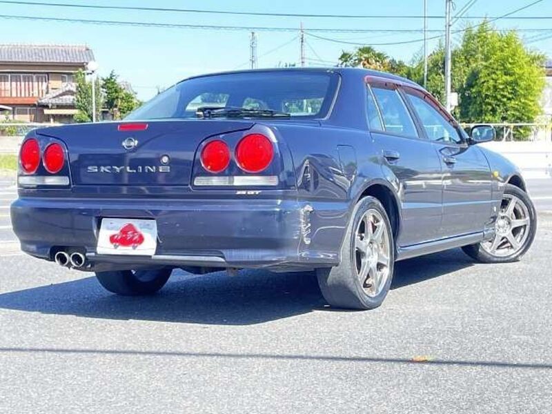 SKYLINE