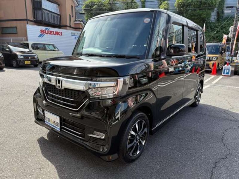 N BOX CUSTOM