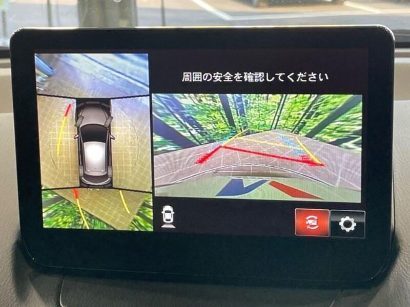 MAZDA2