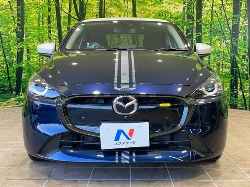 MAZDA2
