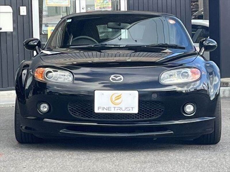 ROADSTER