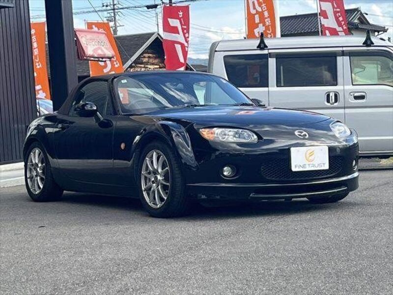 ROADSTER
