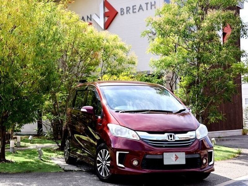 HONDA FREED HYBRID