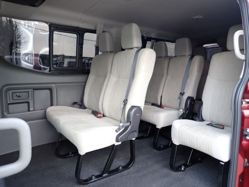 NV350 CARAVAN WAGON
