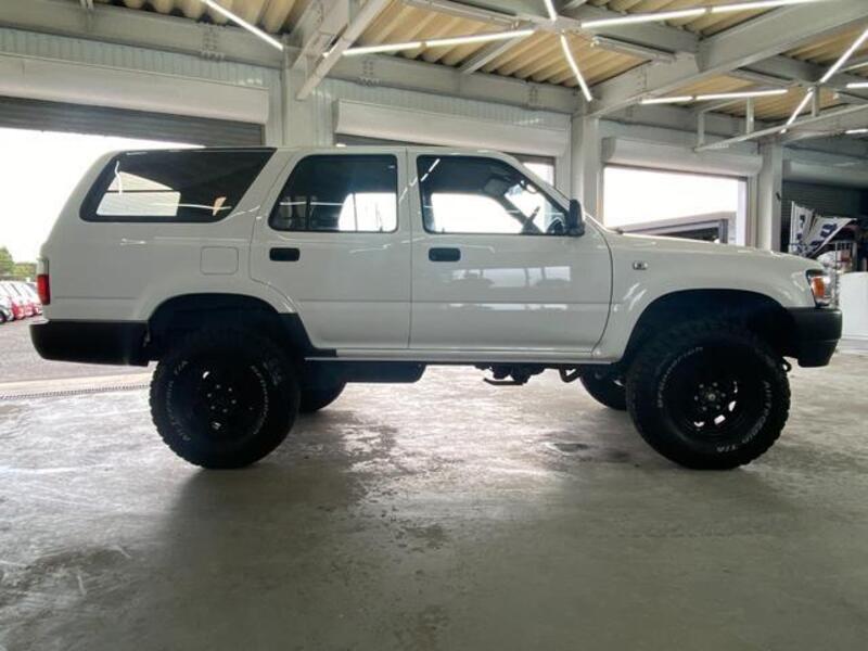 HILUX SURF