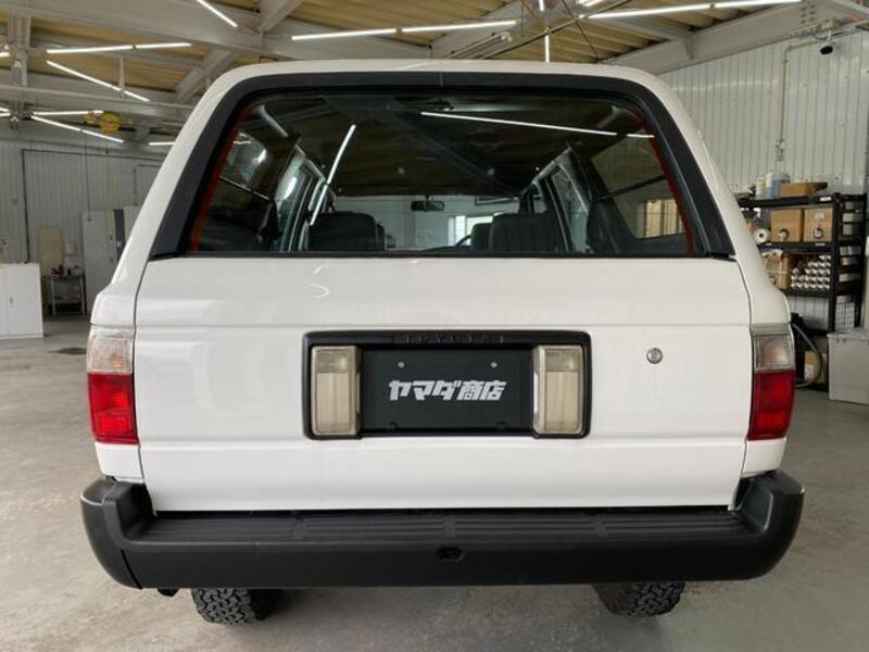 HILUX SURF