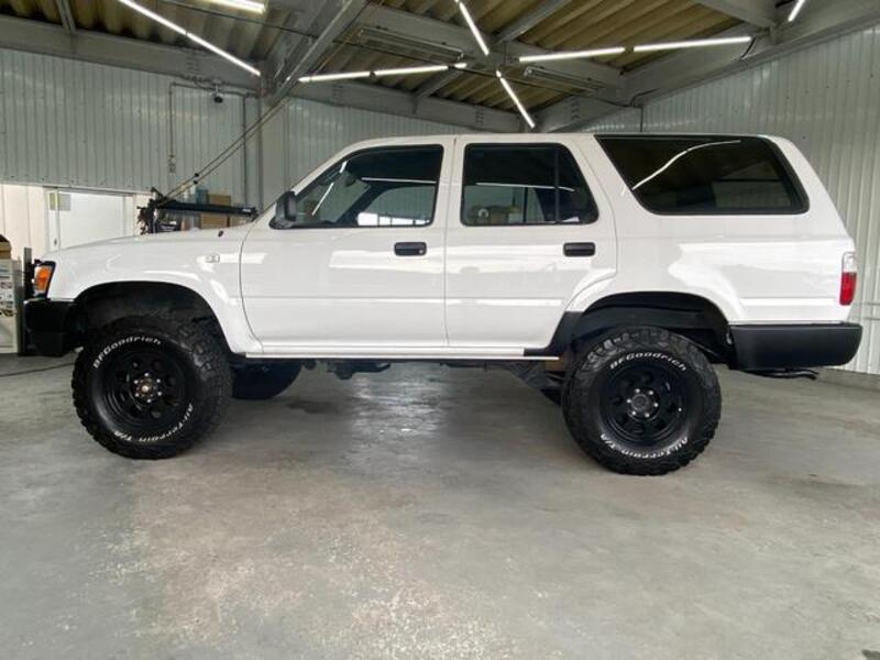 HILUX SURF