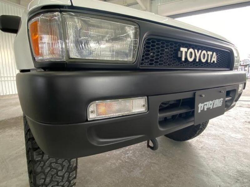 HILUX SURF