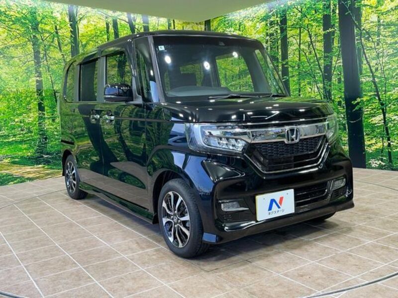 N BOX CUSTOM