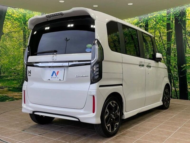 N BOX CUSTOM
