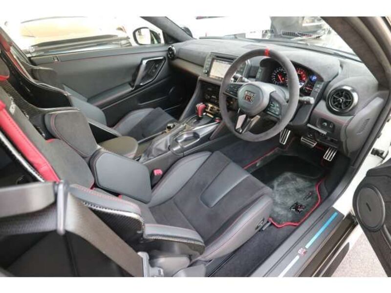 GT-R