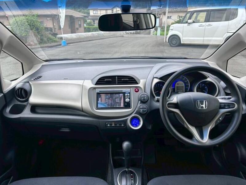 FIT HYBRID