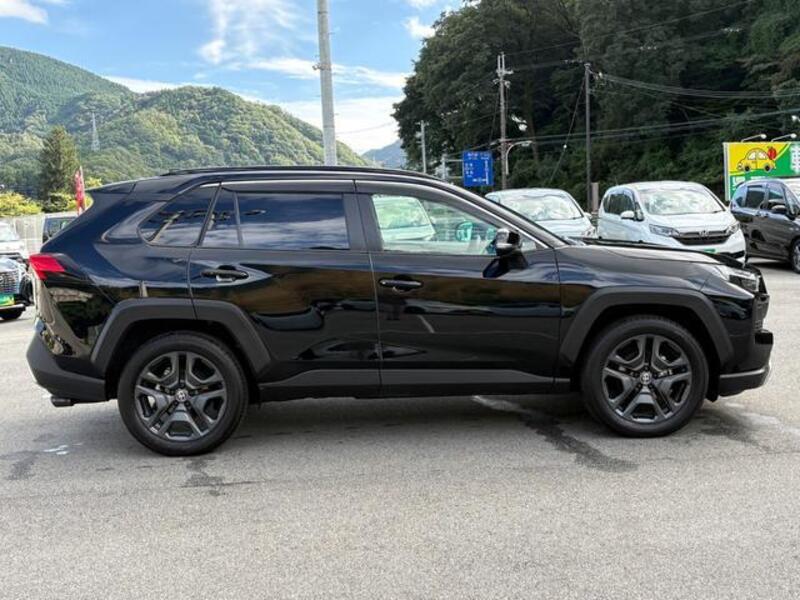 RAV4