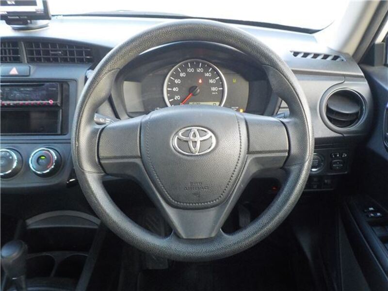 COROLLA AXIO