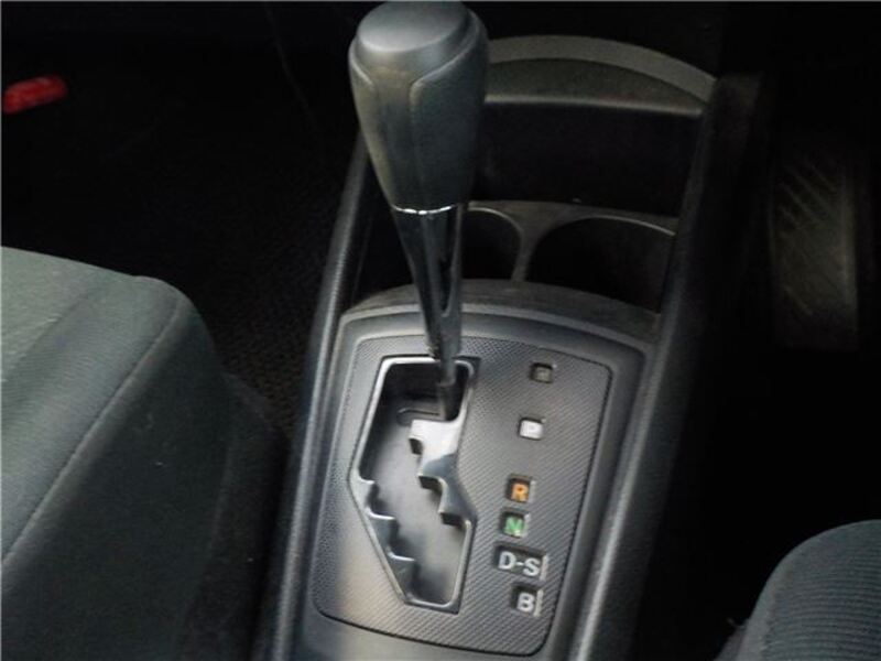 COROLLA AXIO