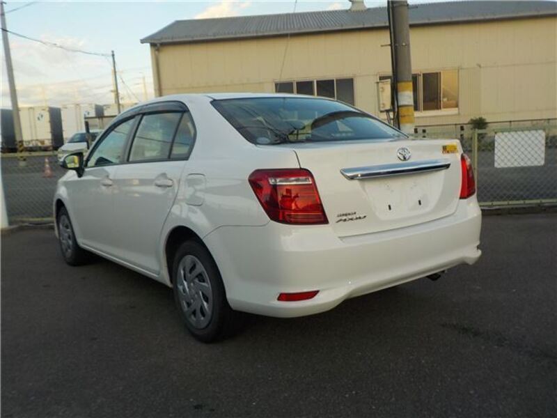 COROLLA AXIO