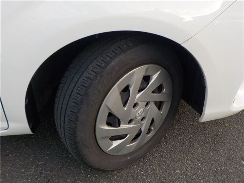 COROLLA AXIO