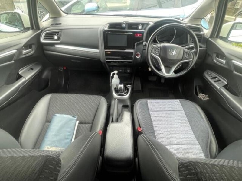 FIT HYBRID