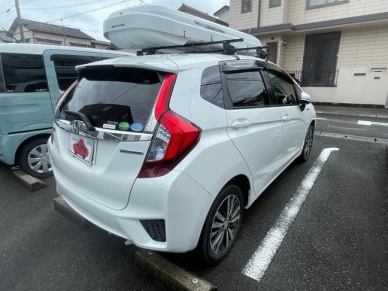 FIT HYBRID