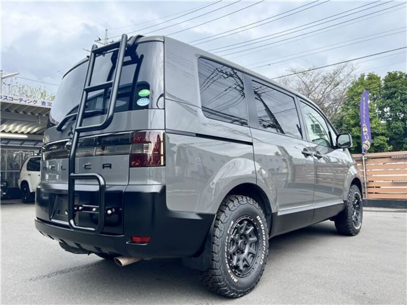 DELICA D5