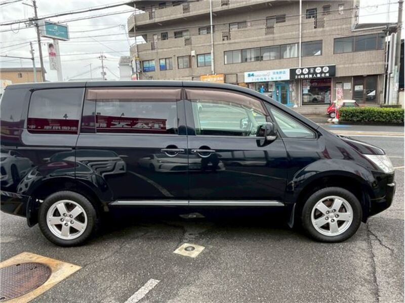 DELICA D5
