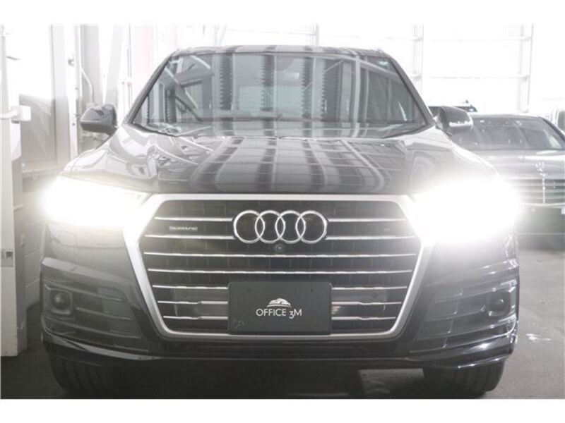 Q7