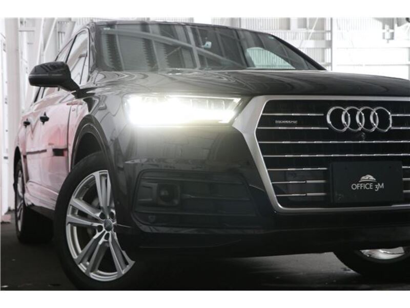 Q7