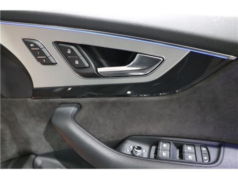 Q7