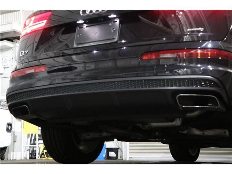 Q7
