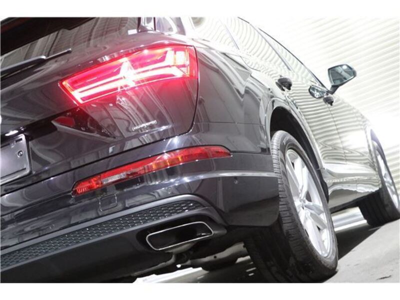 Q7