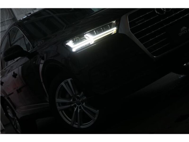 Q7