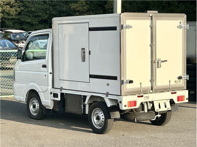 CARRY TRUCK