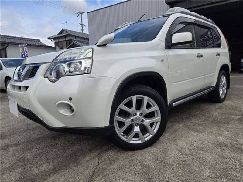 X-TRAIL