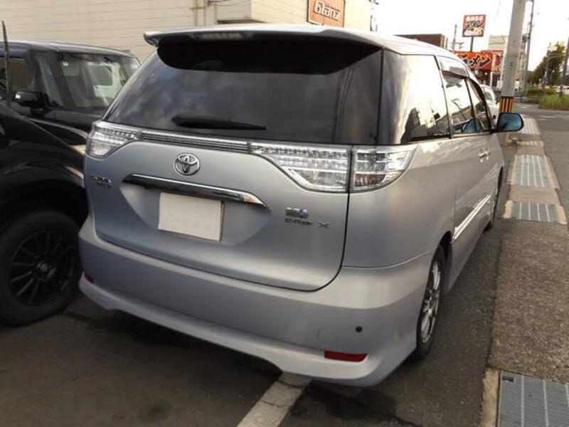 ESTIMA HYBRID