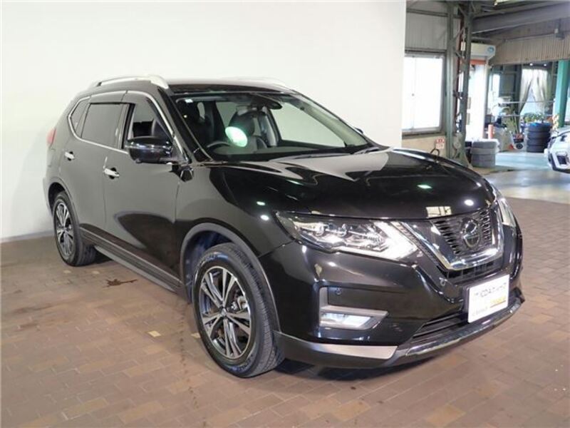 X-TRAIL