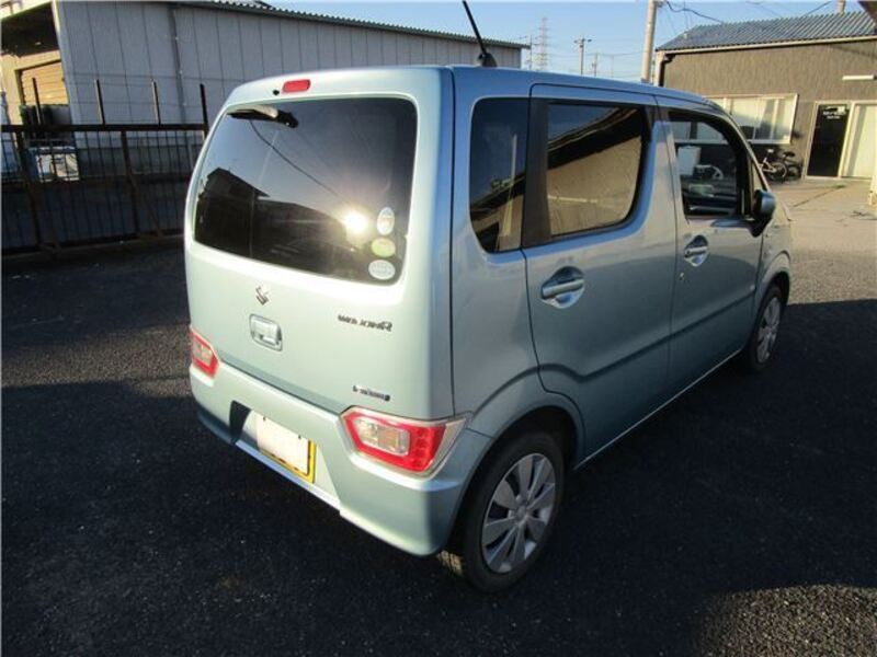WAGON R