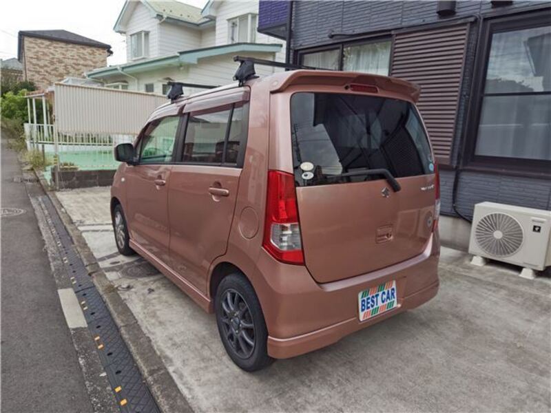 WAGON R
