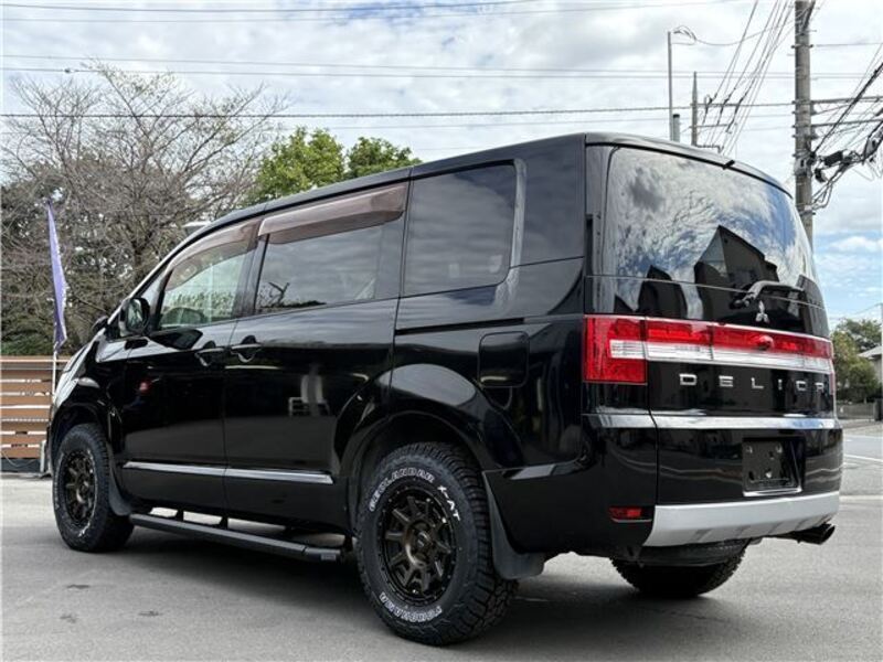 DELICA D5