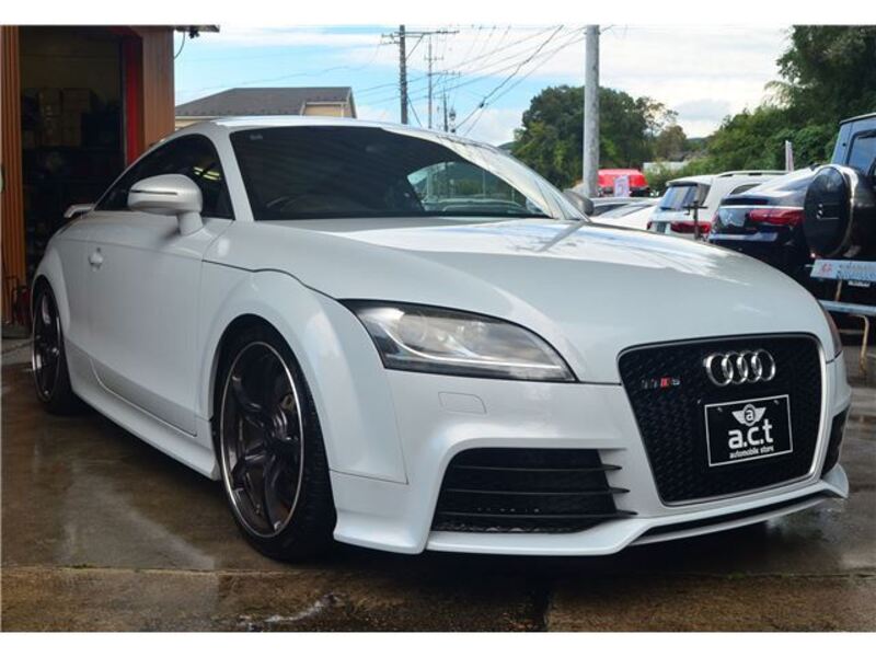 TT