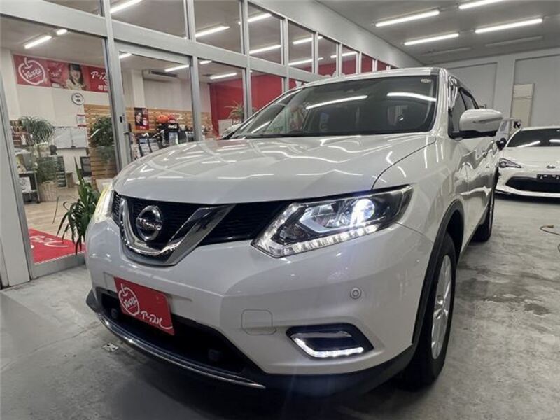 X-TRAIL